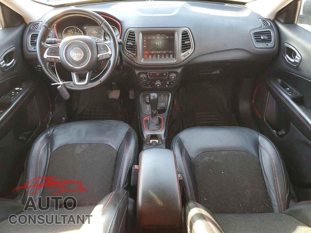 JEEP COMPASS 2020 - 3C4NJDDB6LT184308