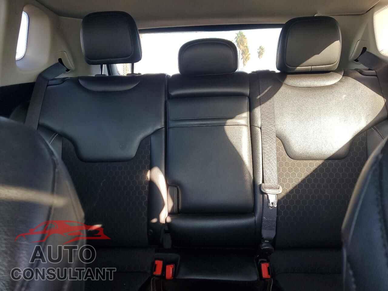 JEEP COMPASS 2018 - 3C4NJCBB9JT414322