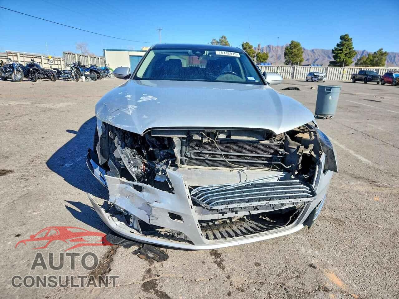 AUDI A8 2011 - WAURVAFD8BN017835