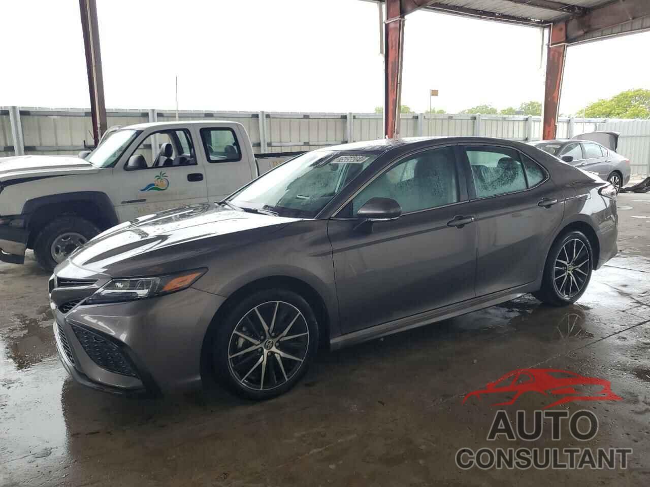 TOYOTA CAMRY 2024 - 4T1G11AK5RU899943