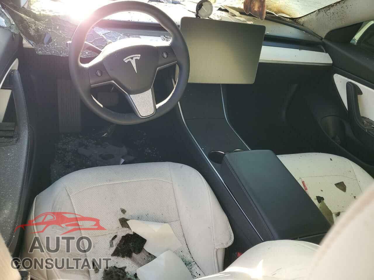 TESLA MODEL 3 2019 - 5YJ3E1EA5KF486928