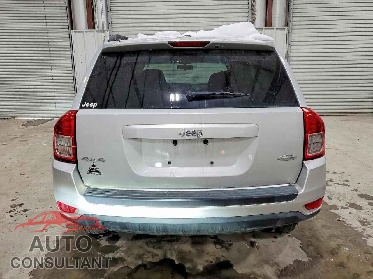JEEP COMPASS 2011 - 1J4NF1FB1BD207103