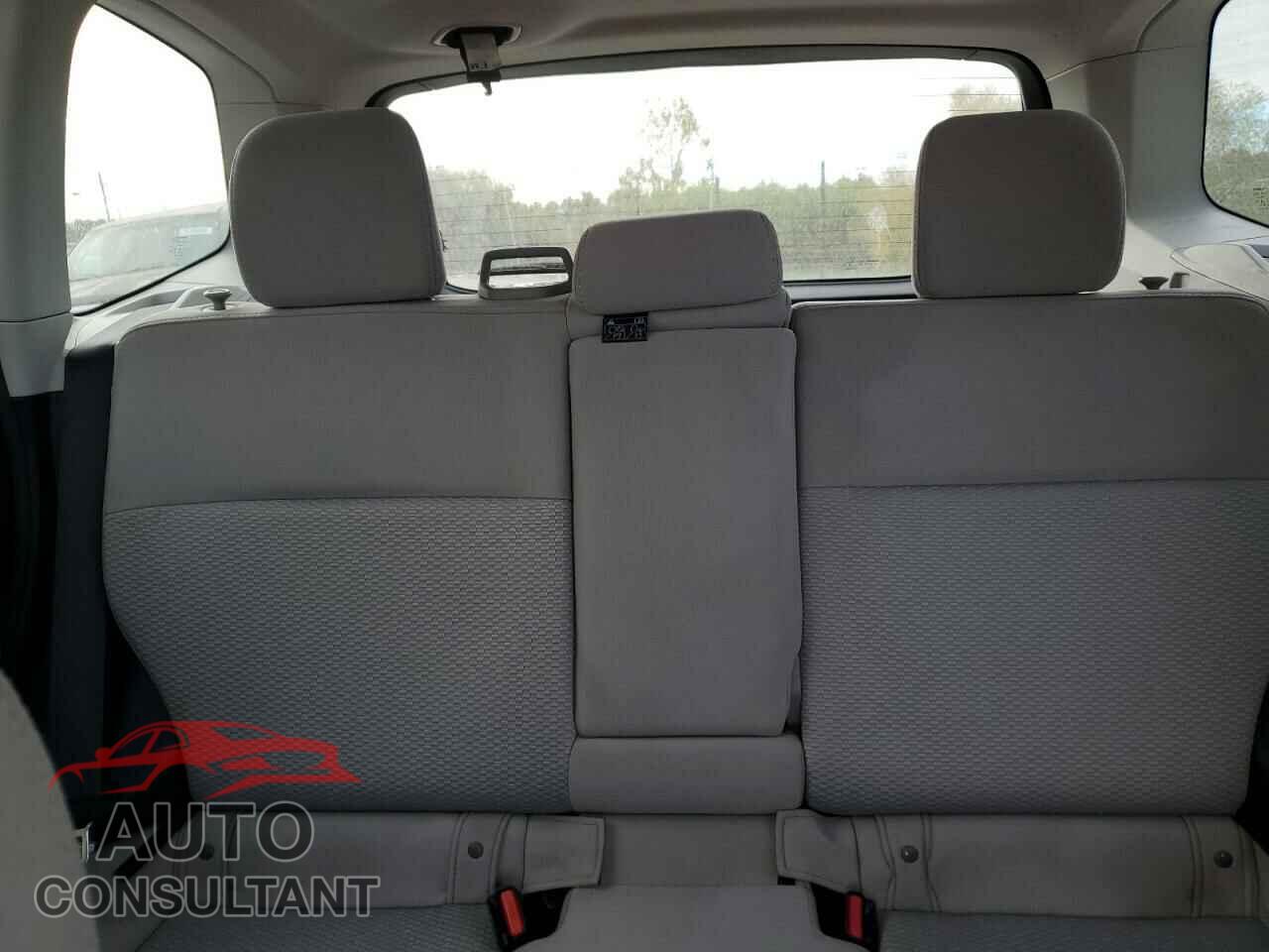 SUBARU FORESTER 2017 - JF2SJAEC0HH478612