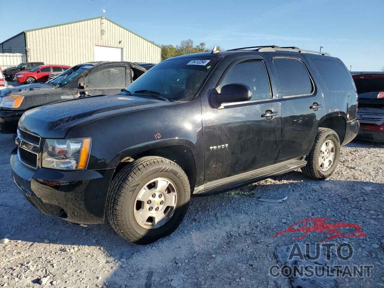 CHEVROLET TAHOE 2011 - 1GNSKAE01BR308303