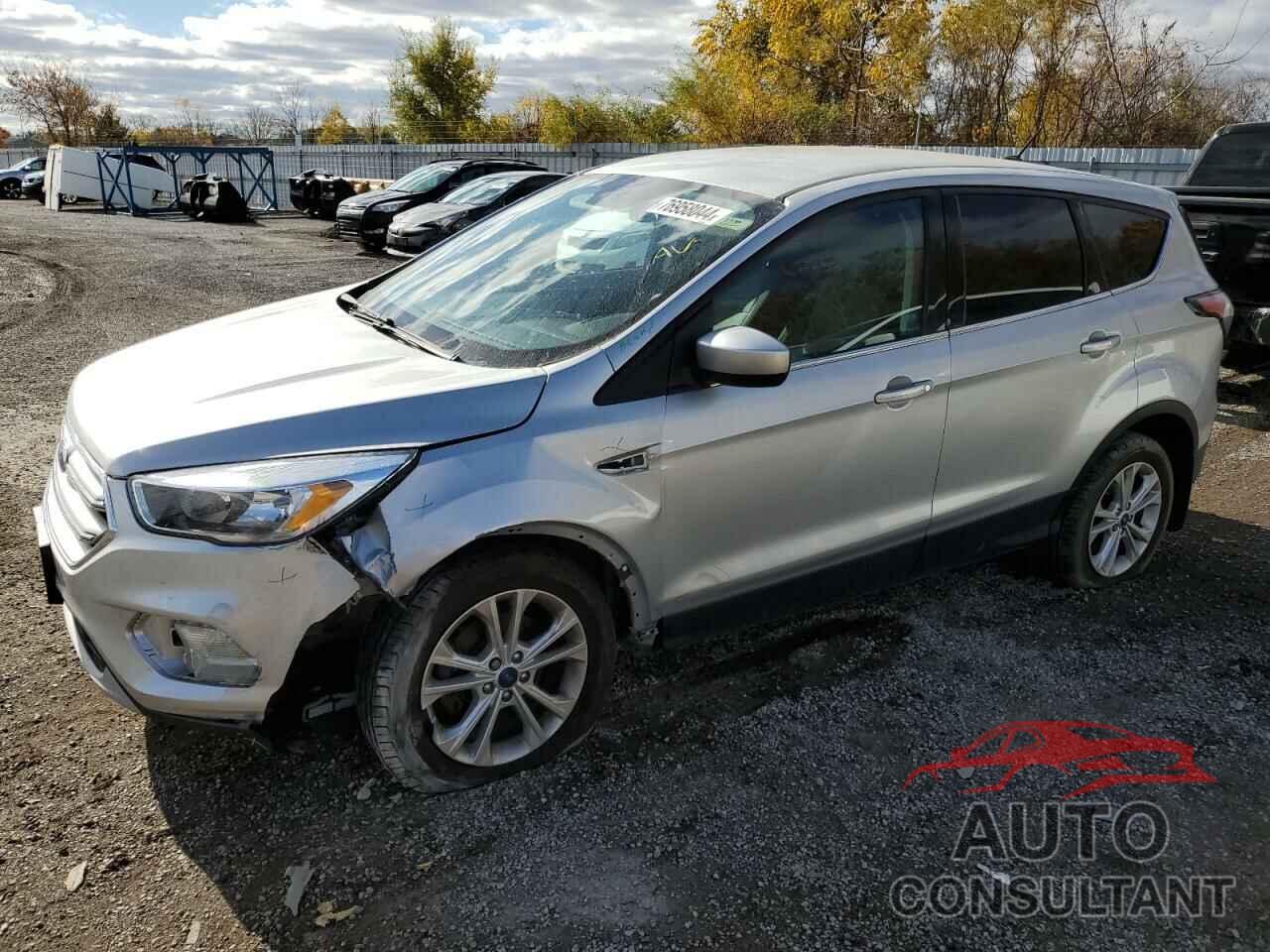 FORD ESCAPE 2017 - 1FMCU0GD9HUD30830