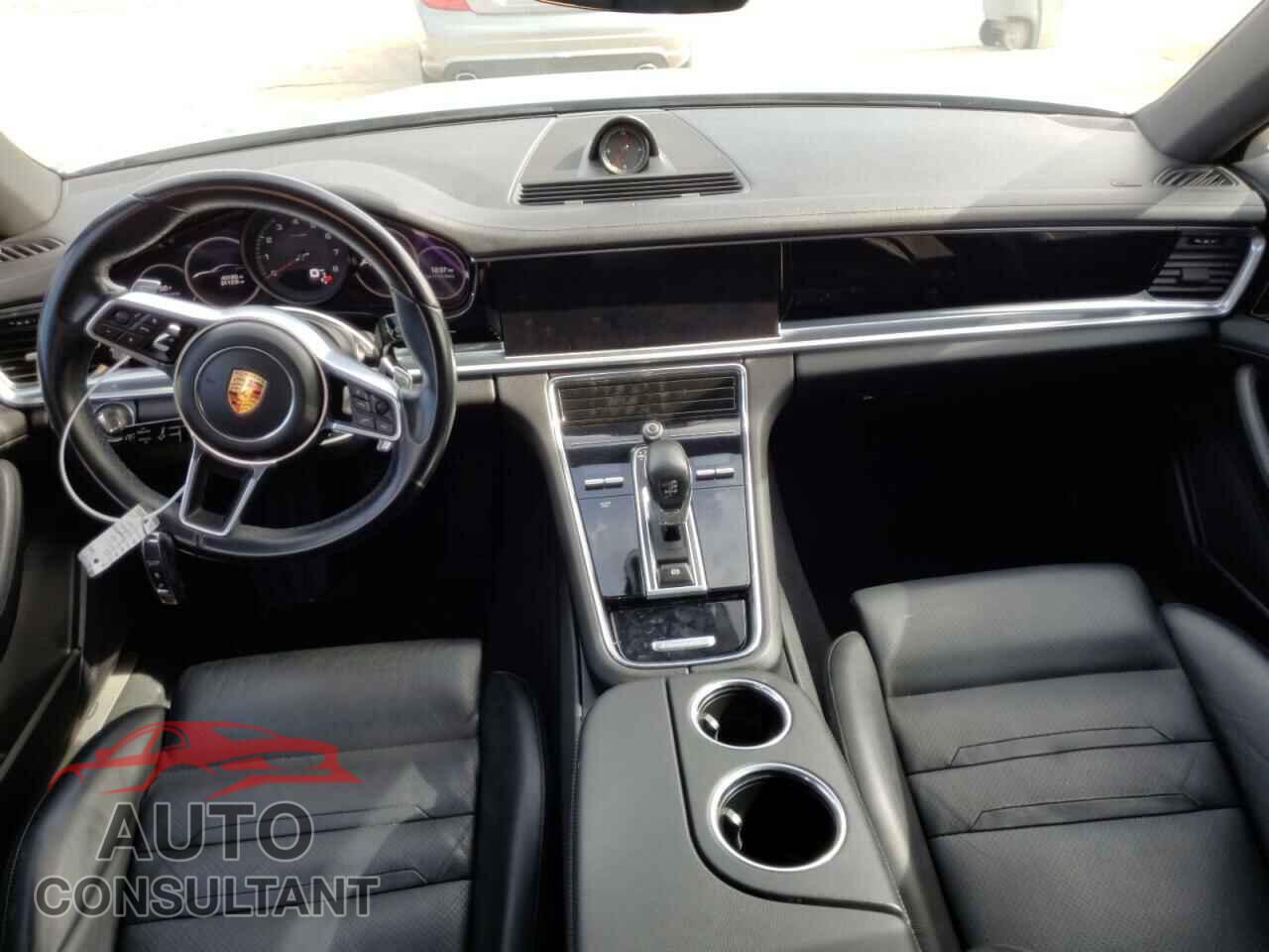 PORSCHE PANAMERA 2017 - WP0AA2A79HL101685