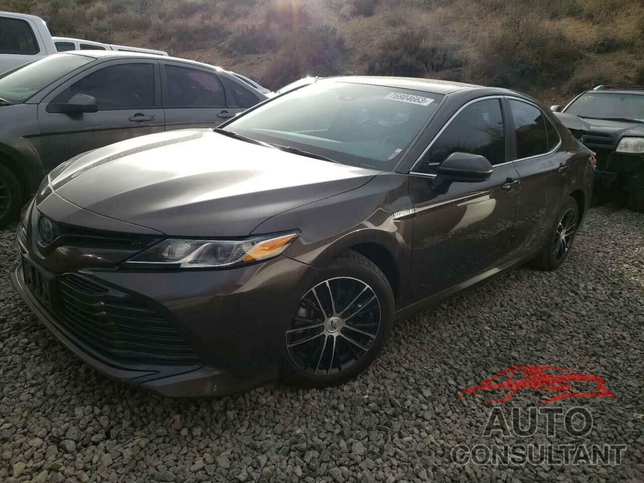 TOYOTA CAMRY 2018 - 4T1B31HK9JU004078