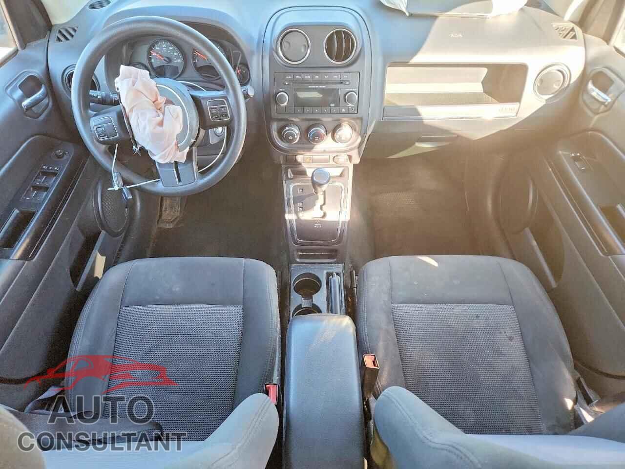 JEEP COMPASS 2013 - 1C4NJDBB4DD108595