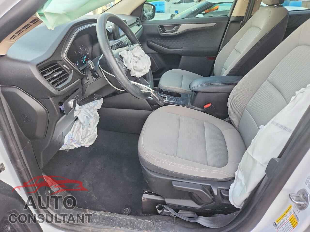 FORD ESCAPE 2020 - 1FMCU0F64LUA11654