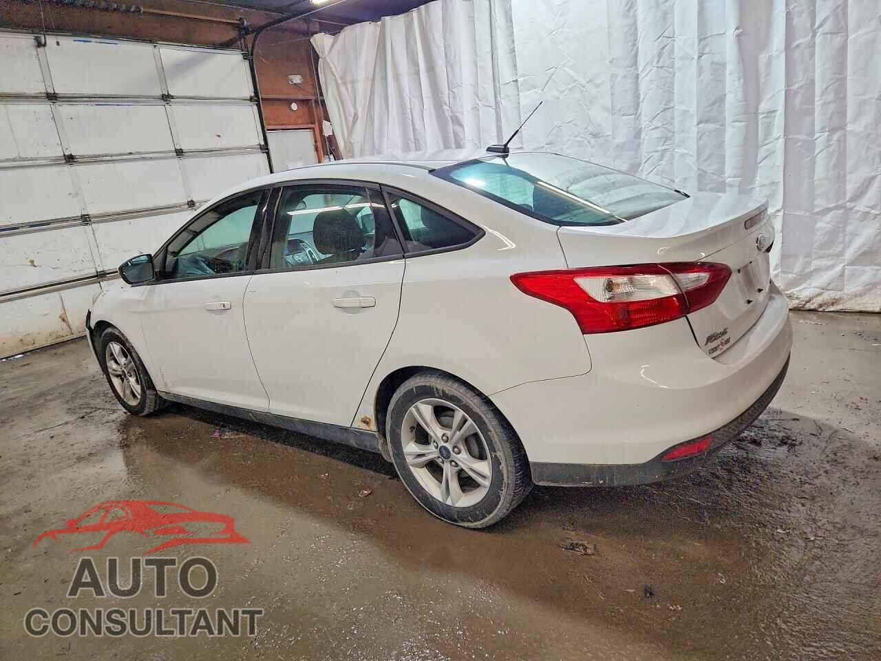 FORD FOCUS 2014 - 1FADP3F22EL105920