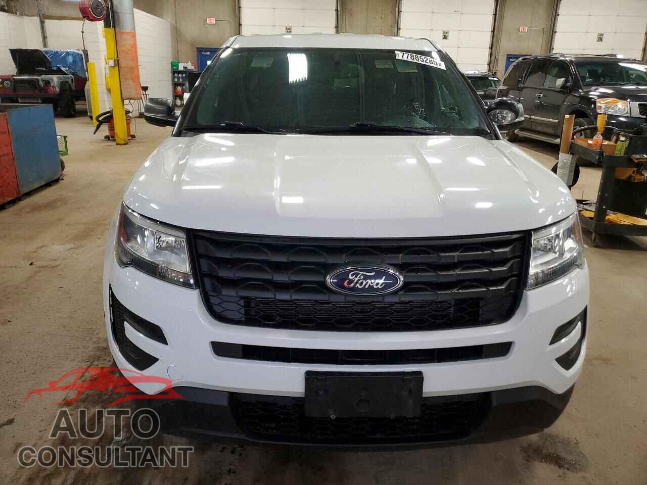 FORD EXPLORER 2018 - 1FM5K8AR7JGB69013