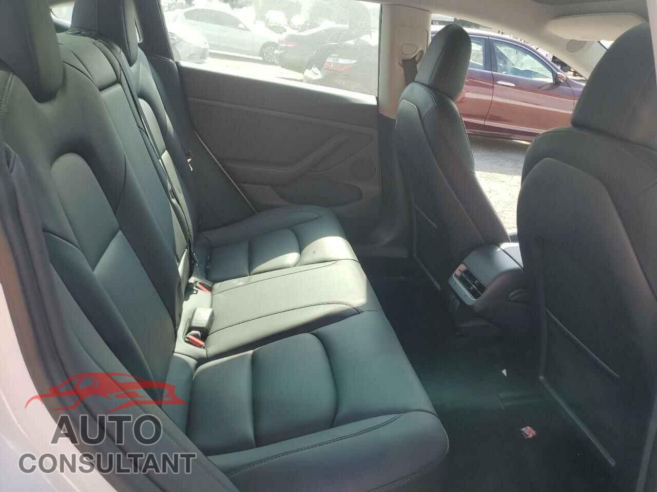 TESLA MODEL 3 2023 - 5YJ3E1EA1PF403602