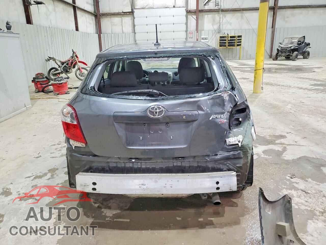 TOYOTA MATRIX 2011 - 2T1KU4EE4BC699523
