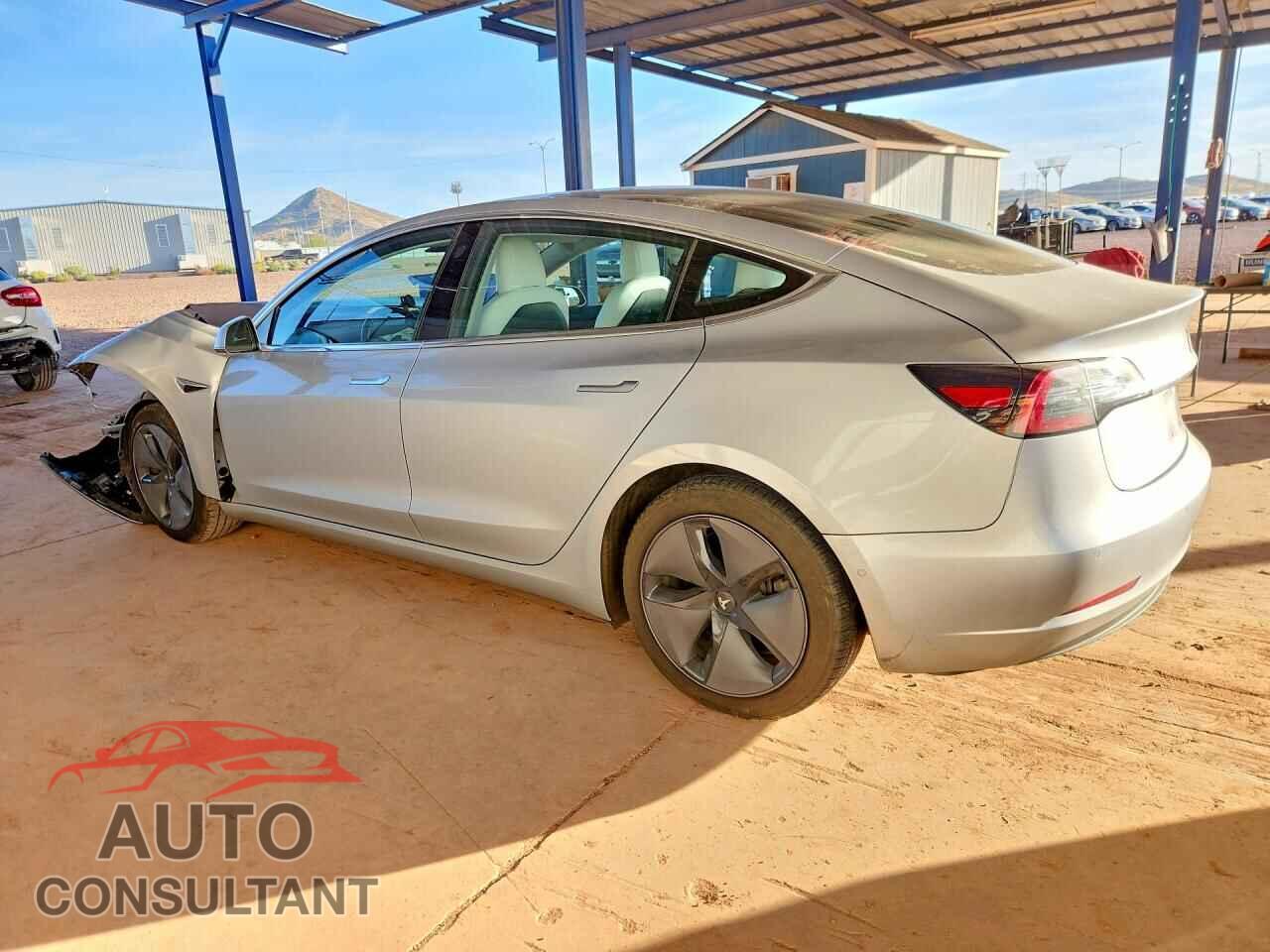 TESLA MODEL 3 2018 - 5YJ3E1EB7JF096209