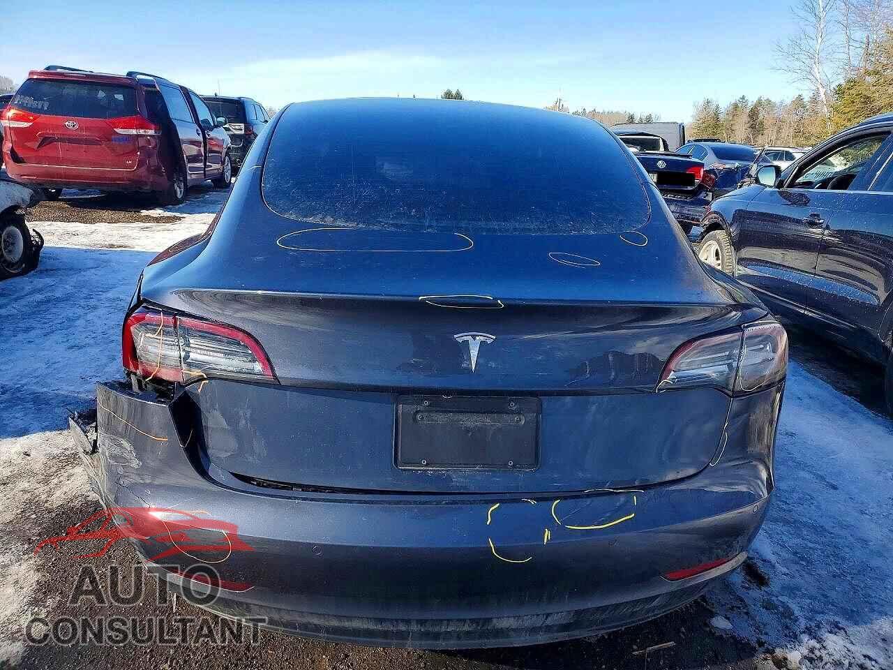 TESLA MODEL 3 2022 - 5YJ3E1EA1NF258039