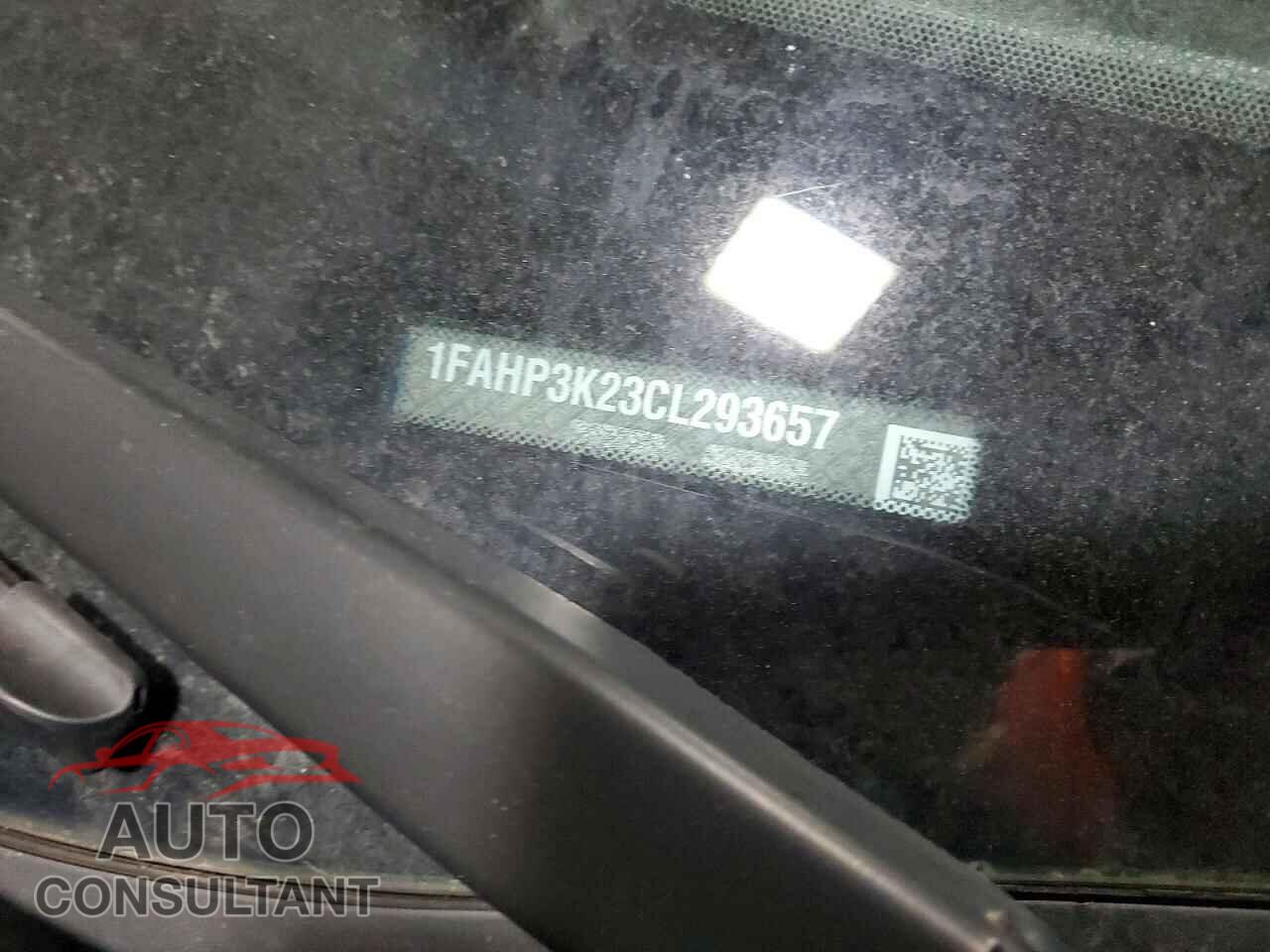 FORD FOCUS 2012 - 1FAHP3K23CL293657