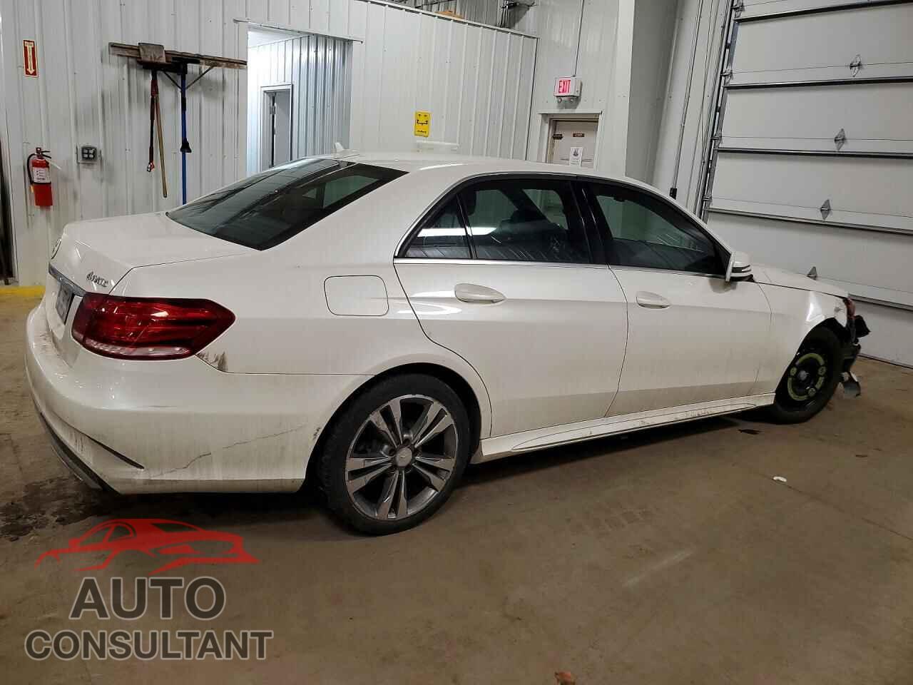 MERCEDES-BENZ E-CLASS 2014 - WDDHF8JB2EA840675