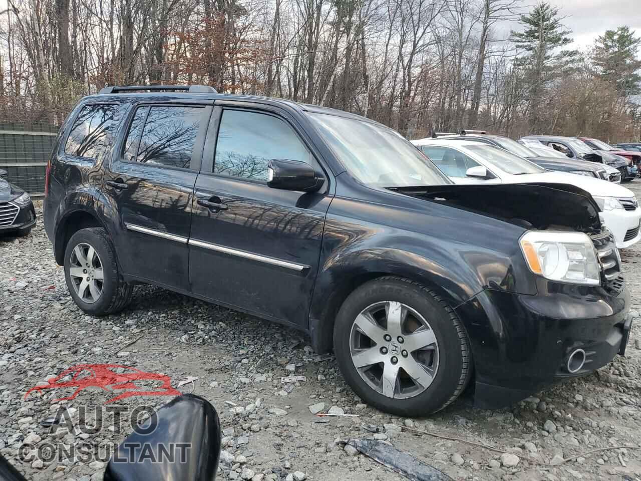 HONDA PILOT 2015 - 5FNYF4H90FB004183