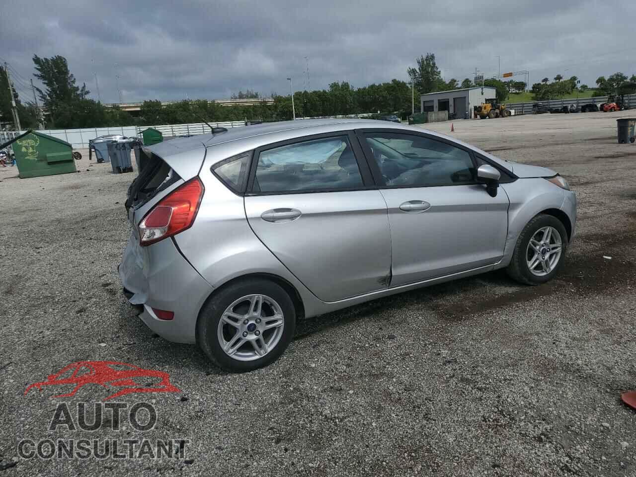 FORD FIESTA 2017 - 3FADP4EJ0HM123625