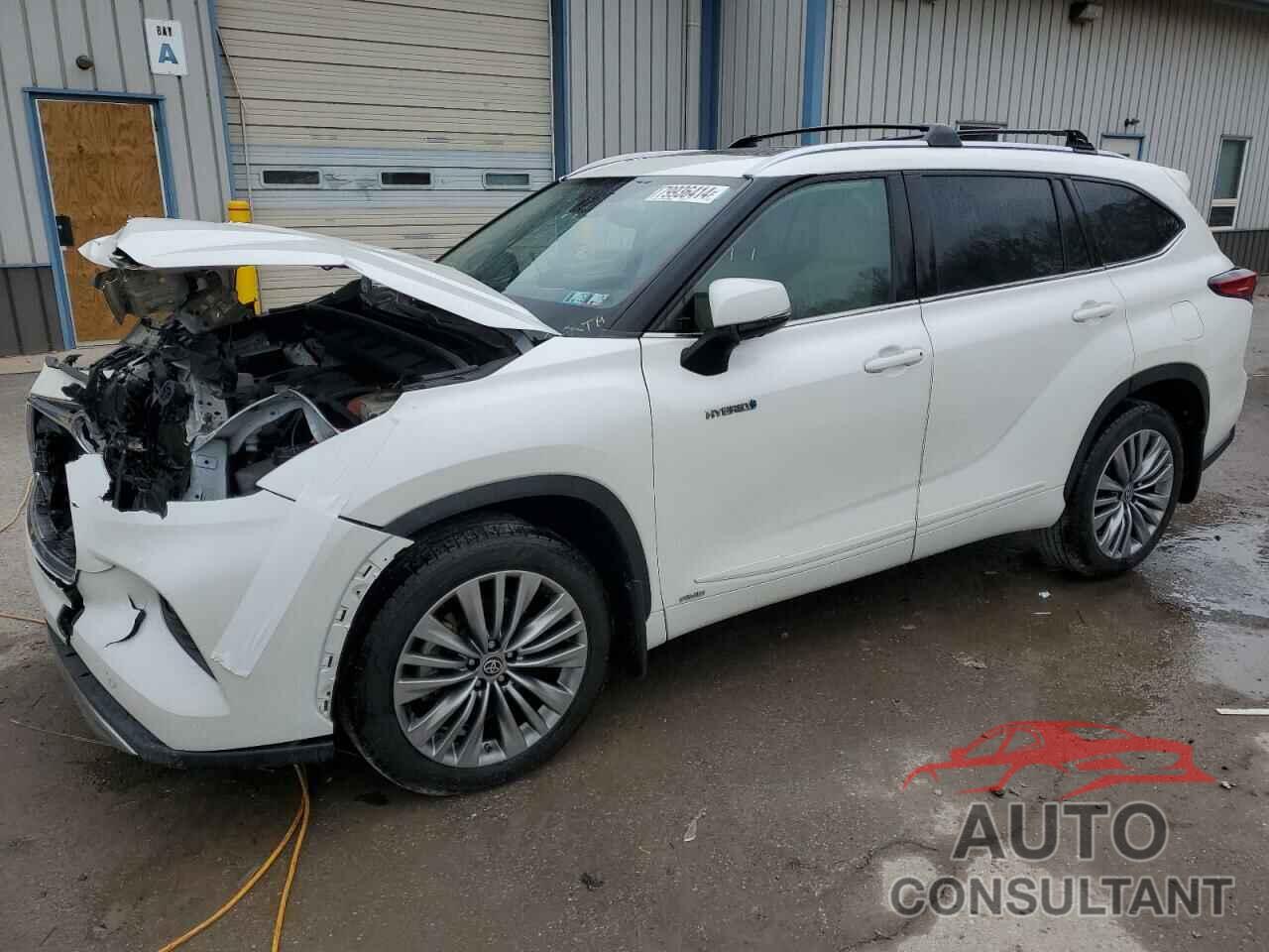 TOYOTA HIGHLANDER 2021 - 5TDEBRCH1MS029631