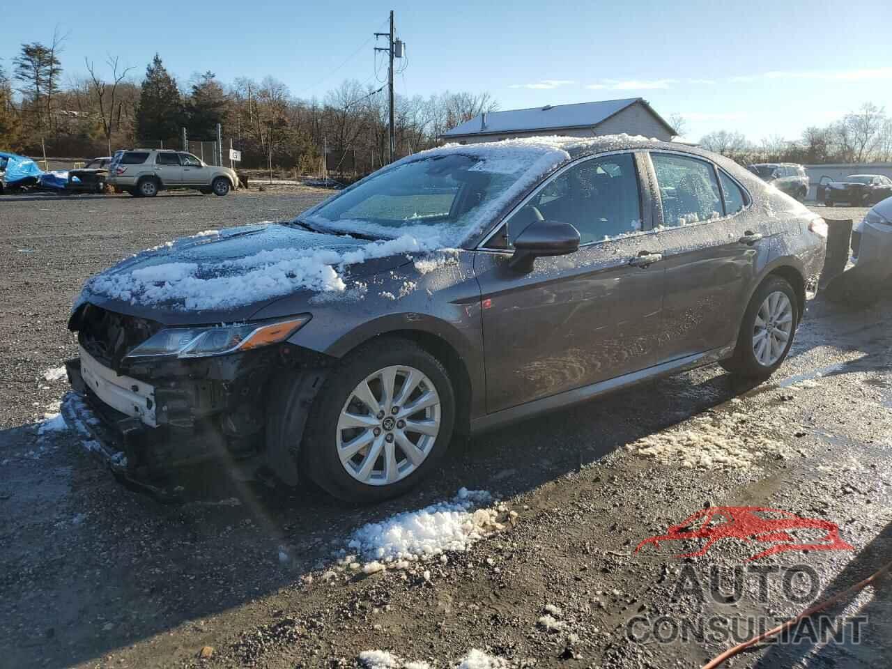 TOYOTA CAMRY 2018 - 4T1B11HK2JU566197