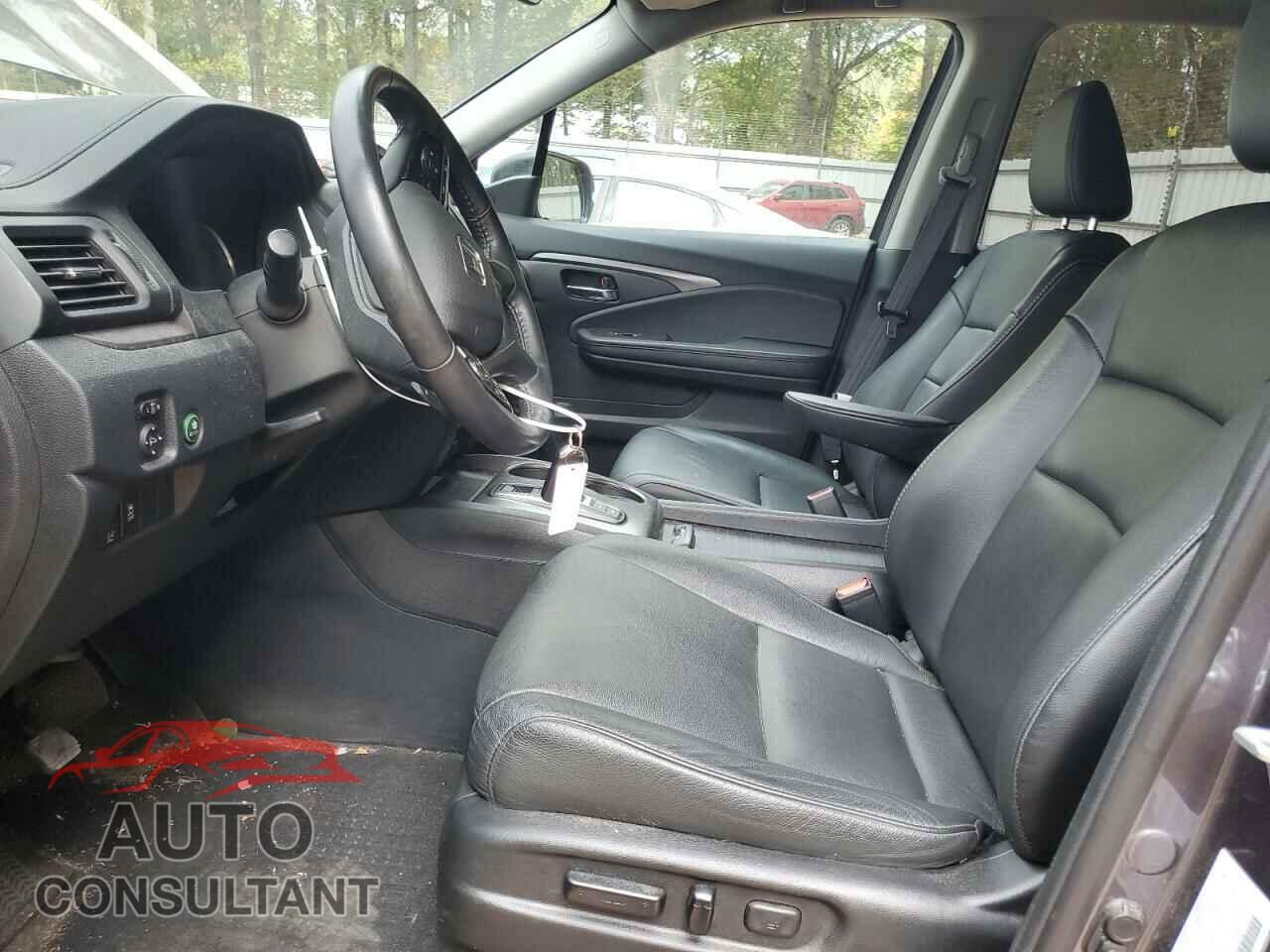 HONDA PILOT 2021 - 5FNYF5H25MB045320
