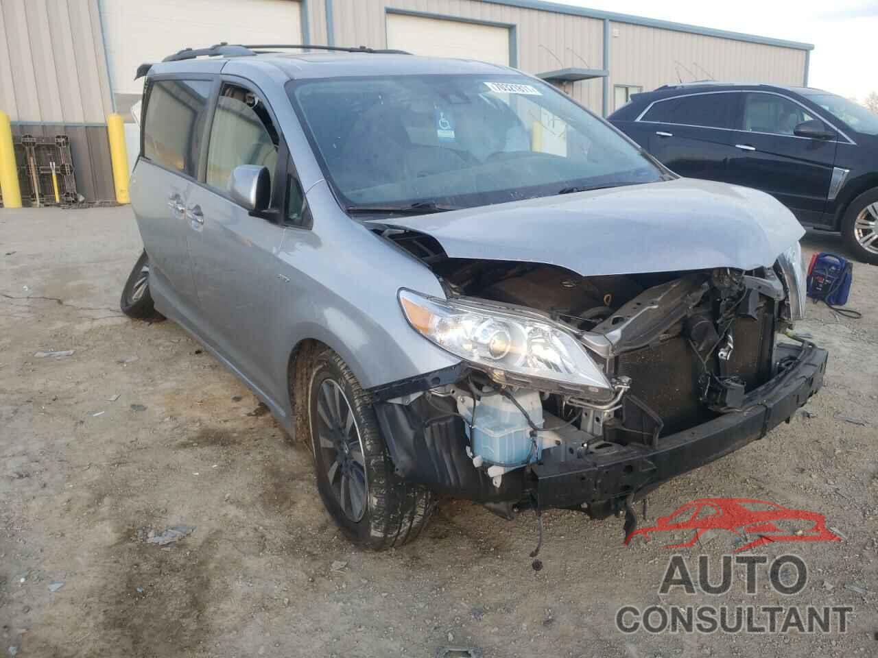 TOYOTA SIENNA 2018 - 5TDDZ3DC5JS200044