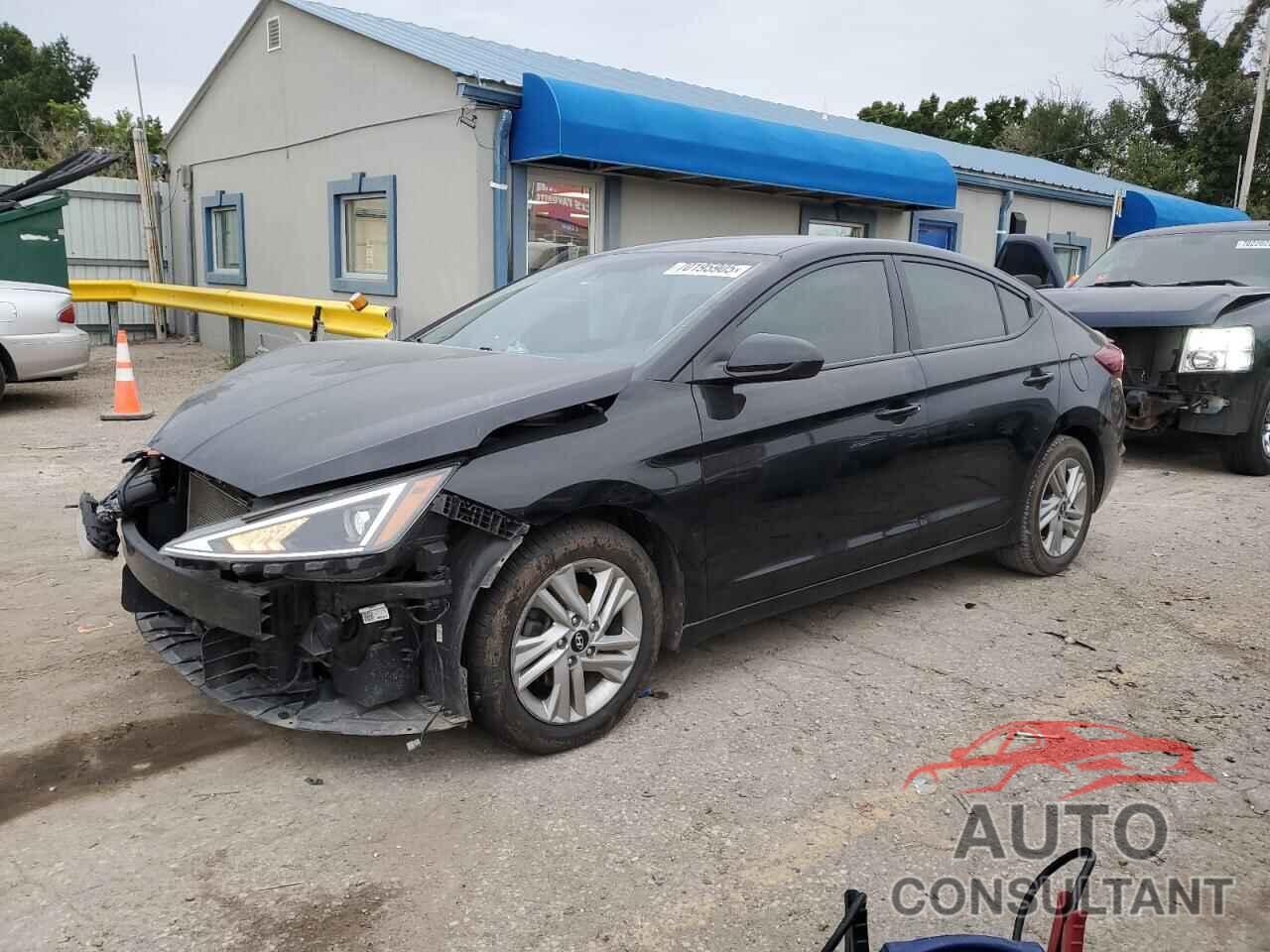 HYUNDAI ELANTRA 2020 - 5NPD84LF7LH633183