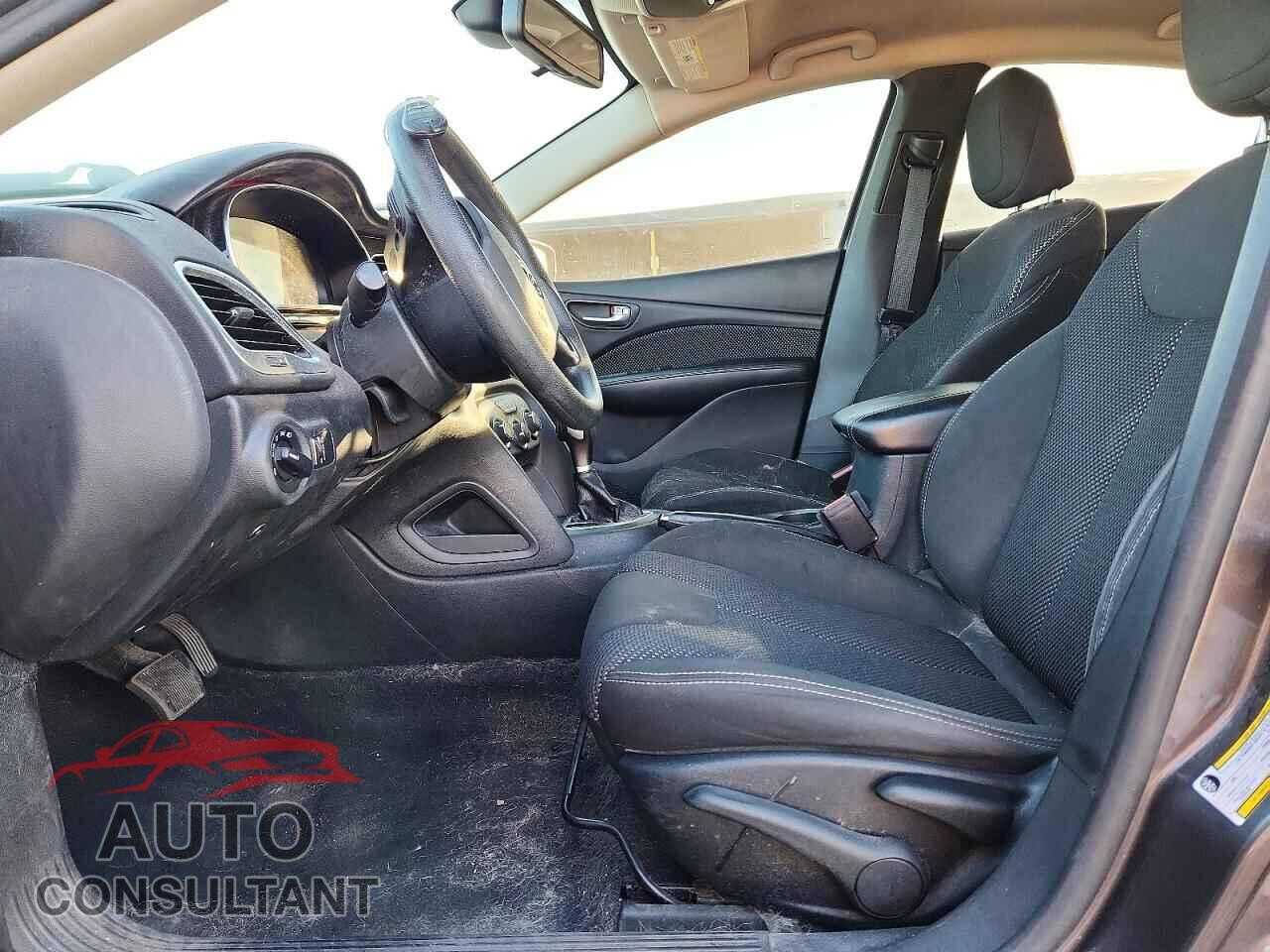 DODGE DART 2015 - 1C3CDFBB3FD315061