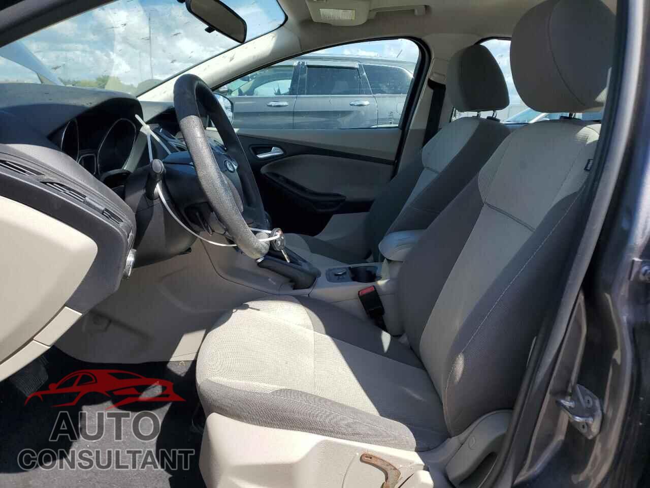 FORD FOCUS 2014 - 1FADP3F22EL386939