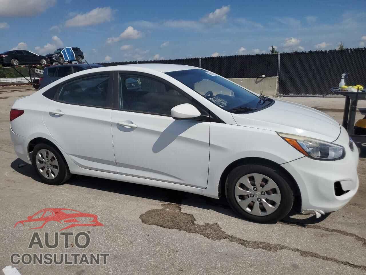 HYUNDAI ACCENT 2017 - KMHCT4AEXHU242400