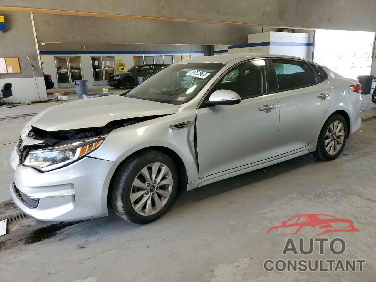 KIA OPTIMA 2018 - 5XXGT4L31JG266016