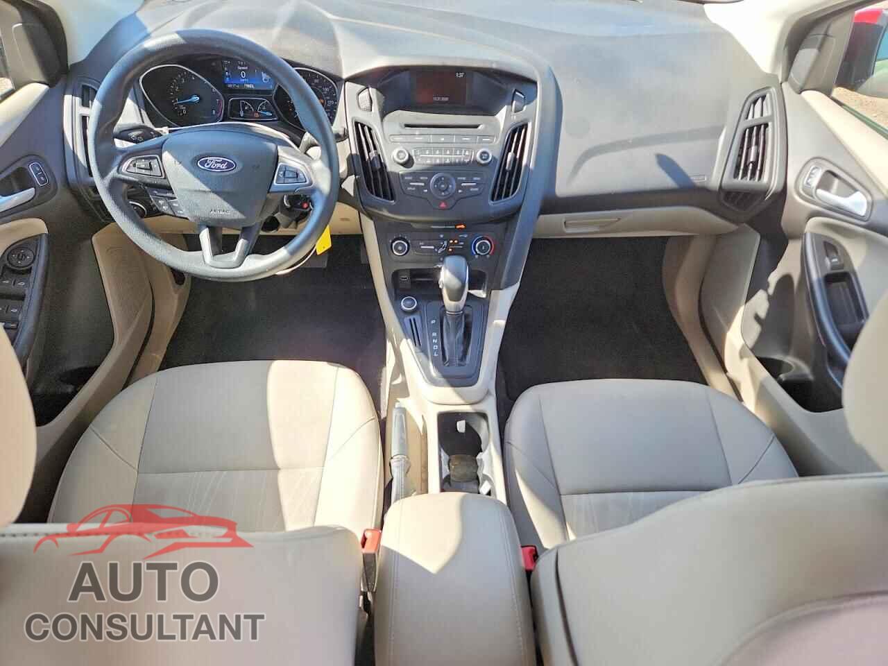 FORD FOCUS 2017 - 1FADP3K2XHL232375