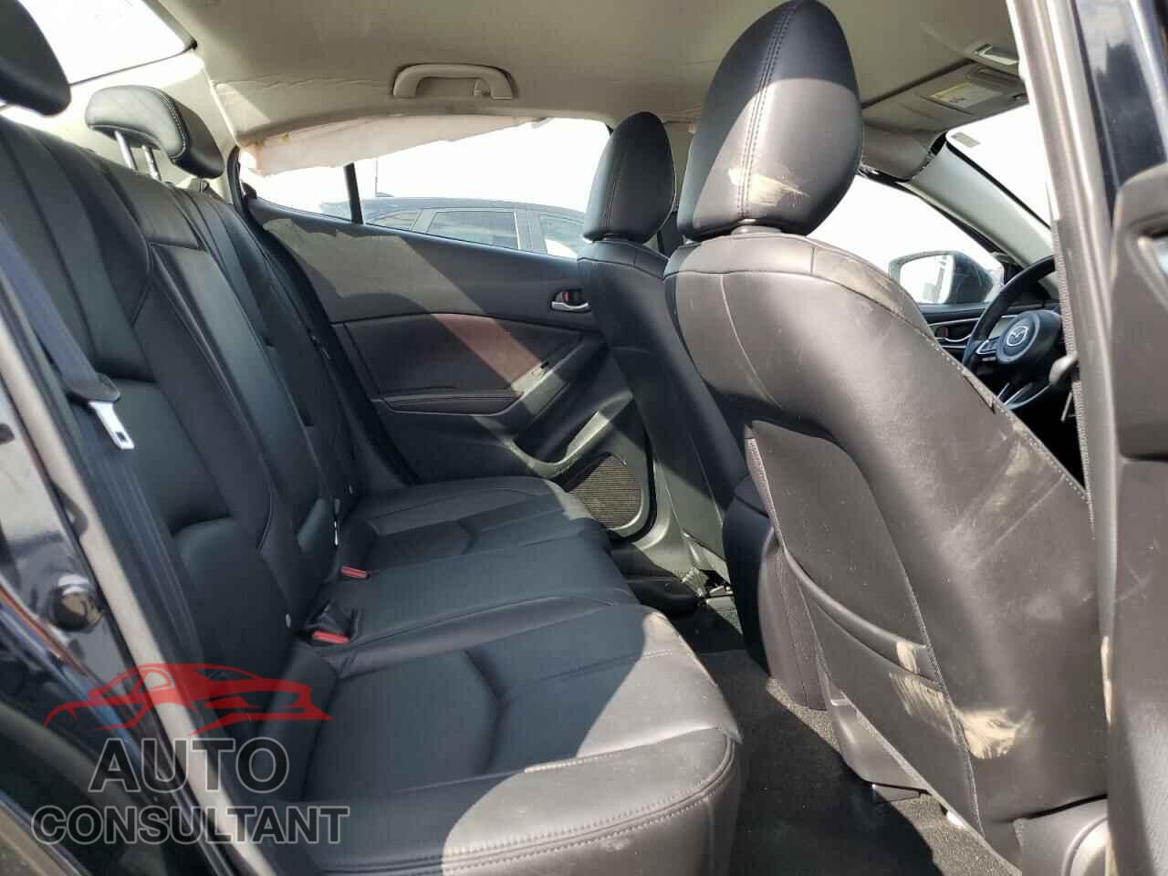 MAZDA 3 2017 - 3MZBN1V75HM119416