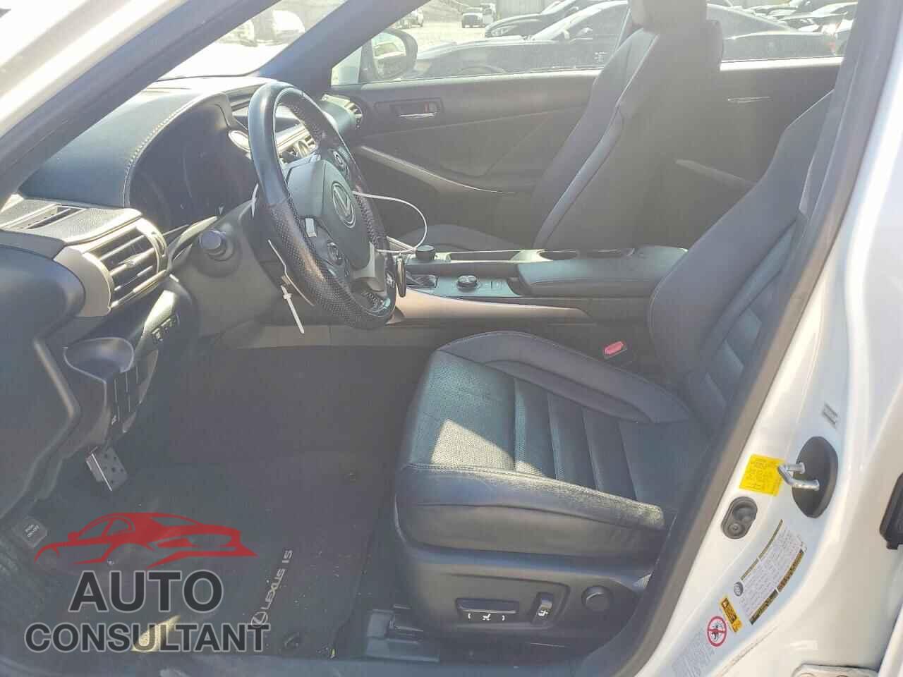 LEXUS IS 2016 - JTHBA1D24G5020982