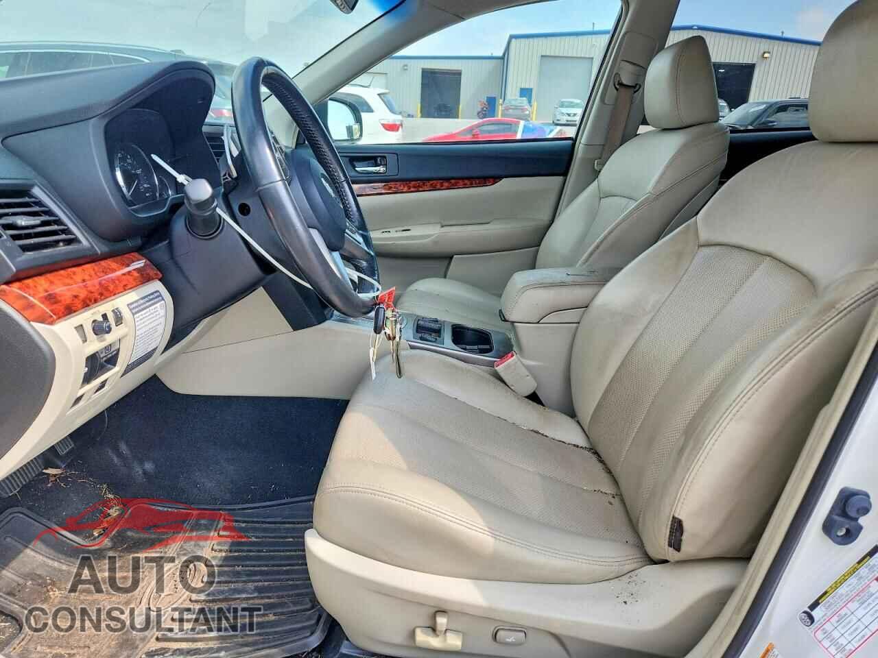 SUBARU OUTBACK 2011 - 4S4BRCKC8B3390009