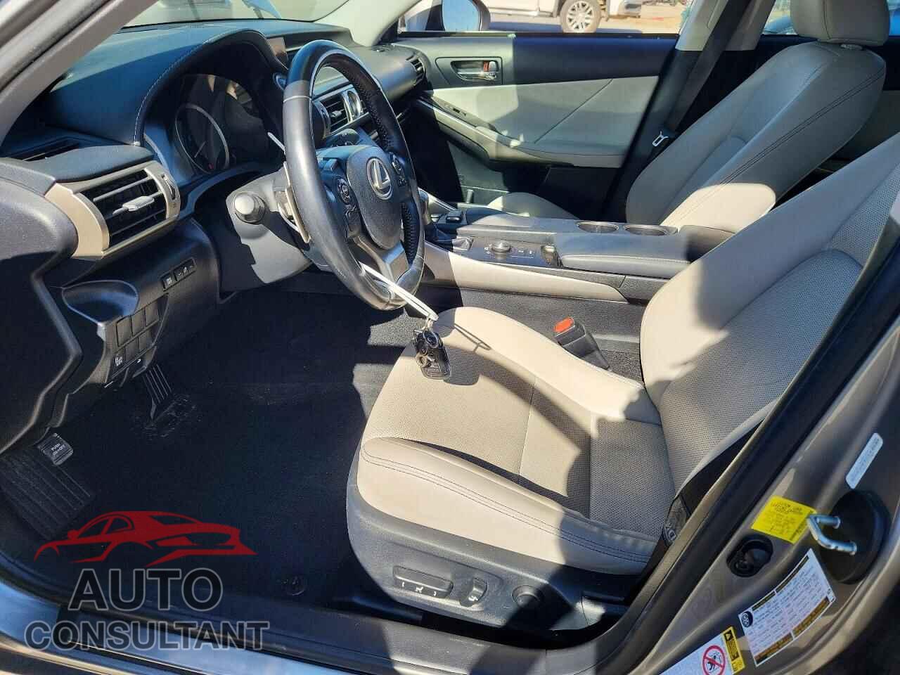 LEXUS IS 2016 - JTHBA1D25G5032669