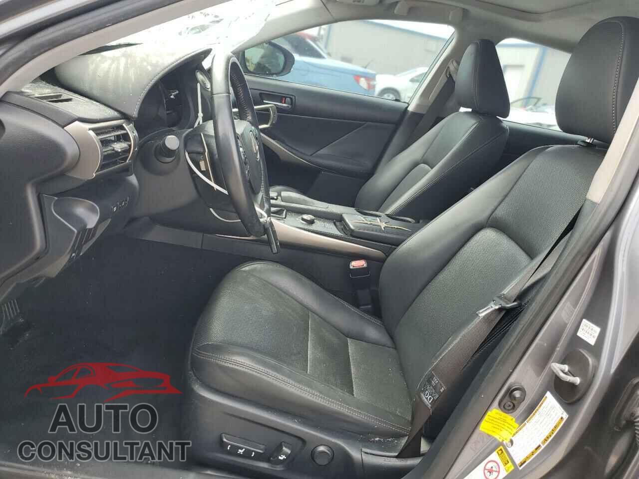 LEXUS IS 2015 - JTHBF1D20F5047709