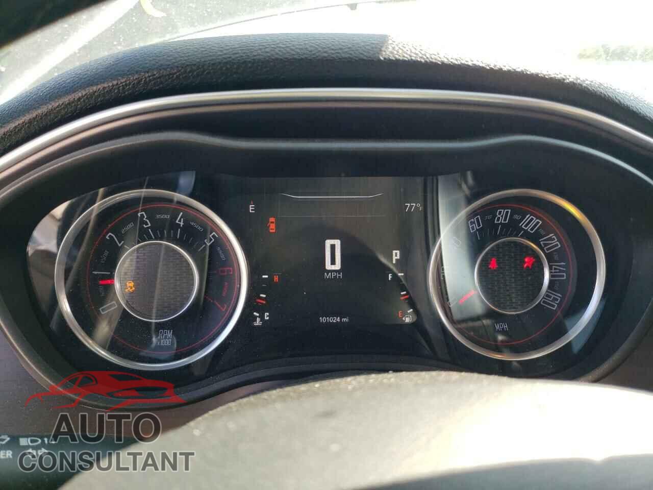 DODGE CHALLENGER 2015 - 2C3CDZAT3FH809659