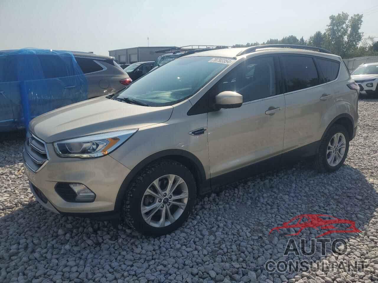 FORD ESCAPE 2017 - 1FMCU9GD3HUC48483