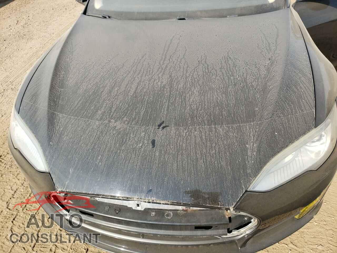 TESLA MODEL S 2013 - 5YJSA1AC5DFP10748