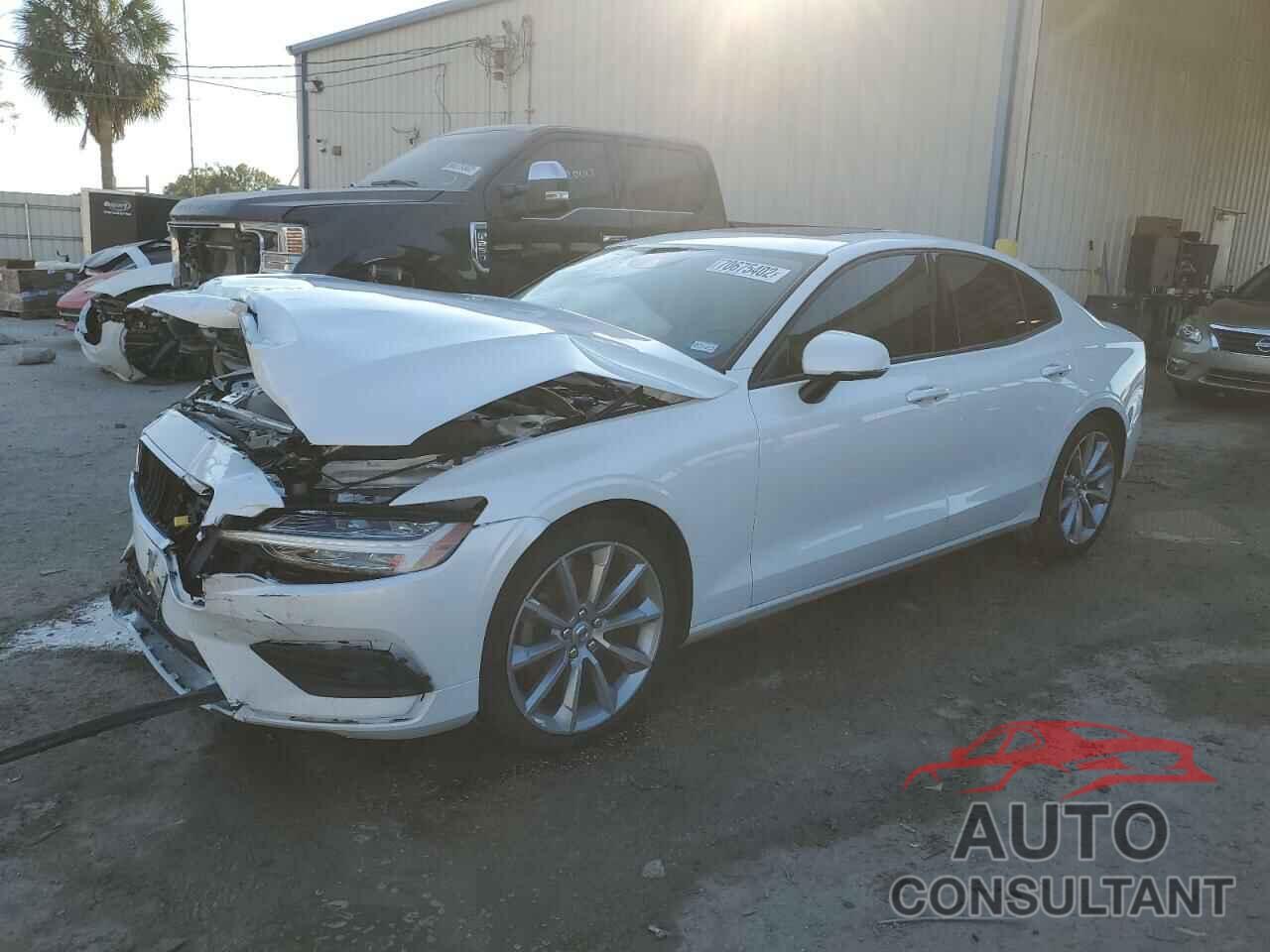 VOLVO S60 2021 - 7JR102FK5MG095212