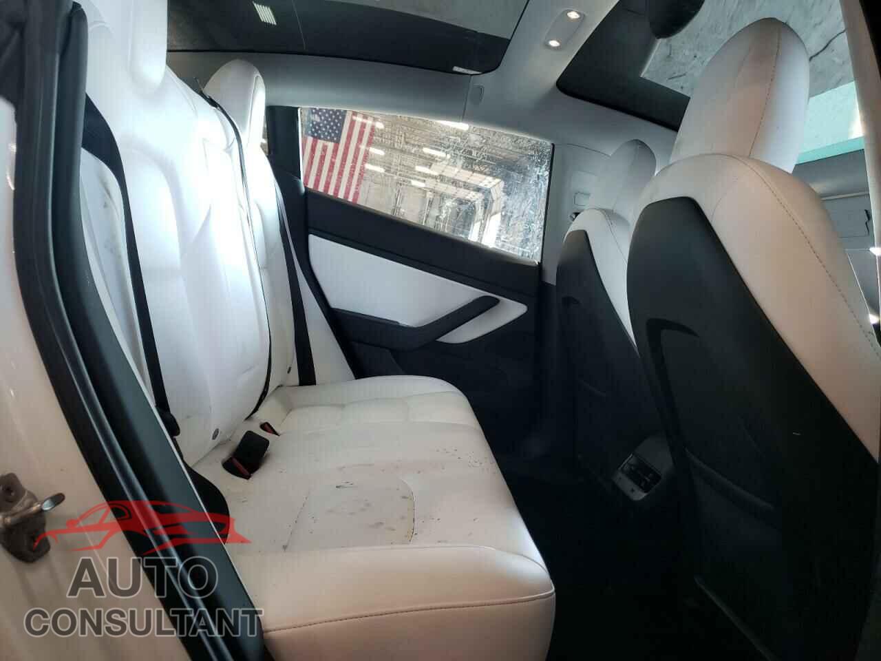 TESLA MODEL 3 2019 - 5YJ3E1EA5KF444761
