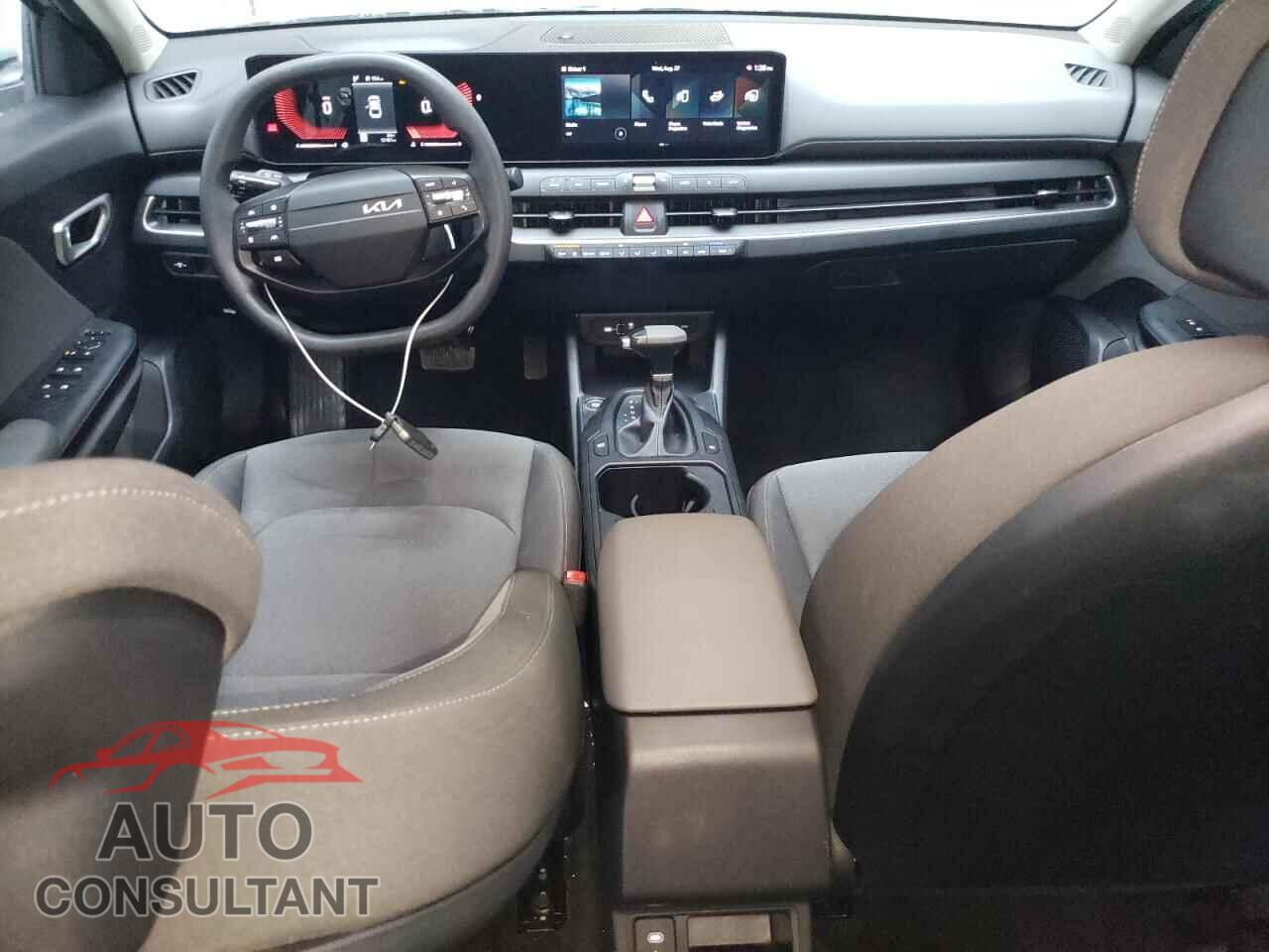 KIA K4 LX 2025 - 3KPFT4DE5SE040468