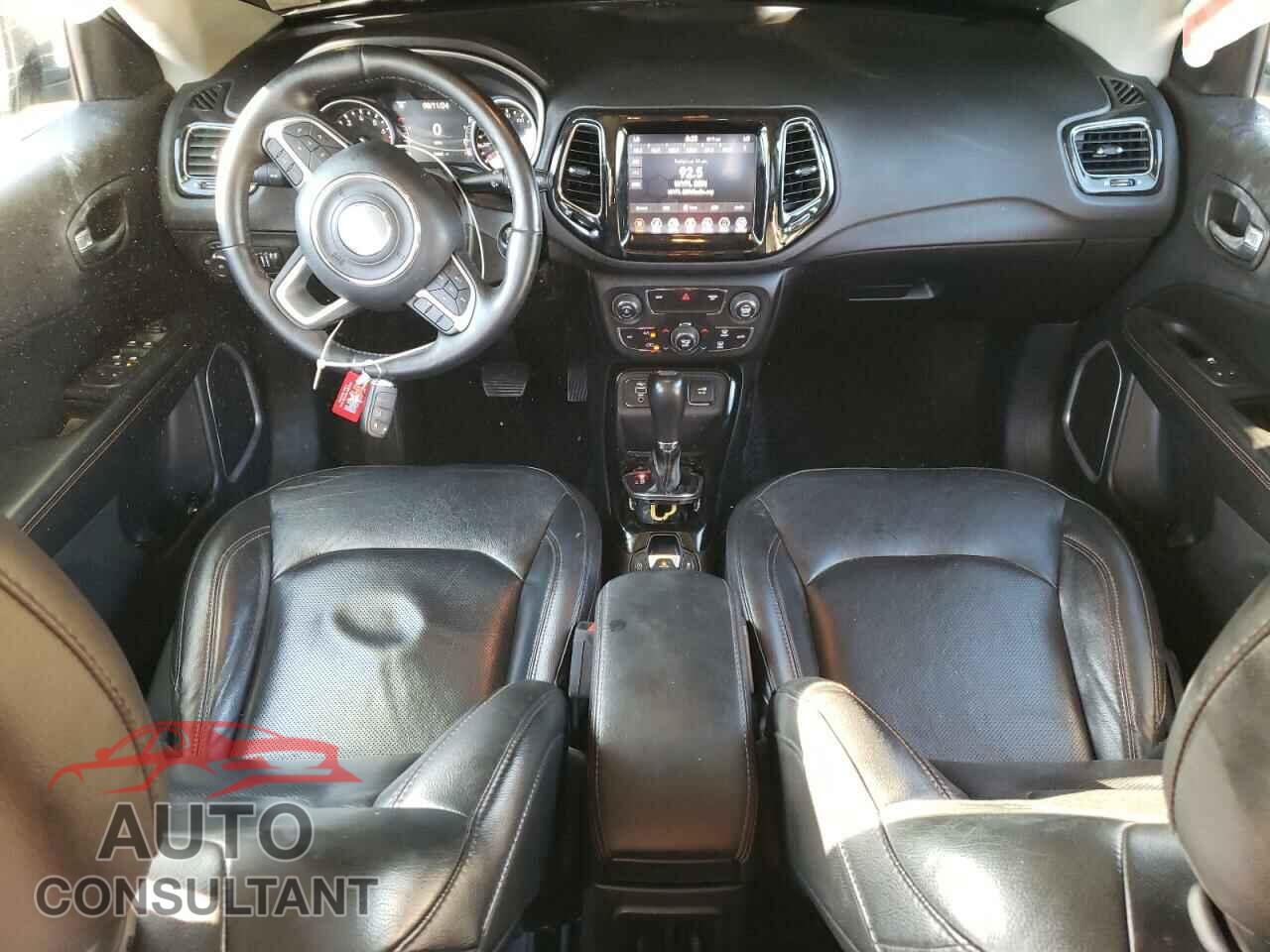 JEEP COMPASS 2019 - 3C4NJCCB8KT725823