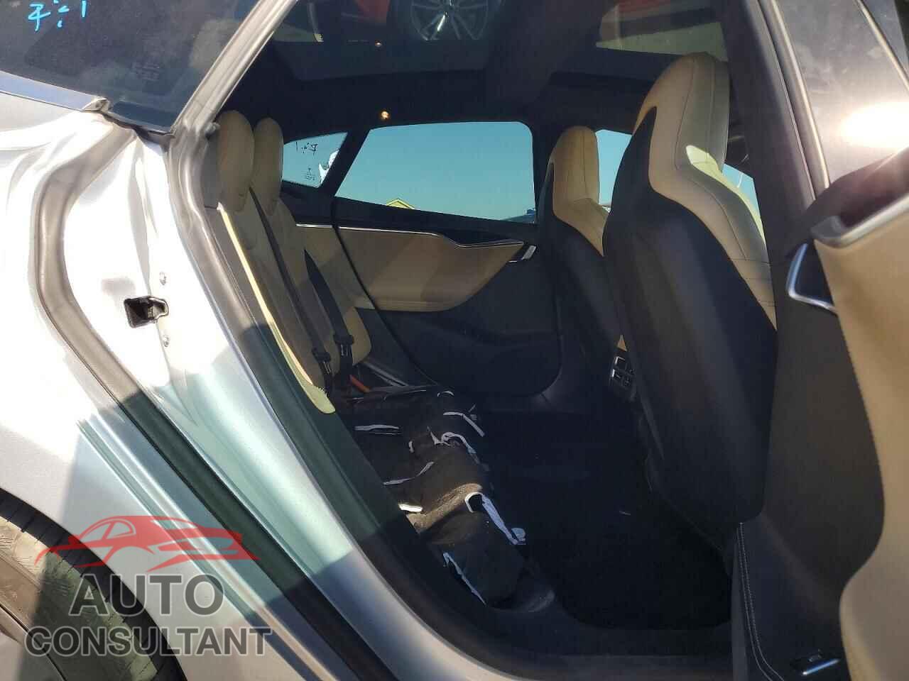 TESLA MODEL S 2016 - 5YJSA1E28GF151718