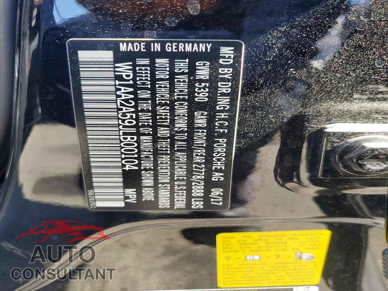 PORSCHE MACAN 2018 - WP1AA2A59JLB00104