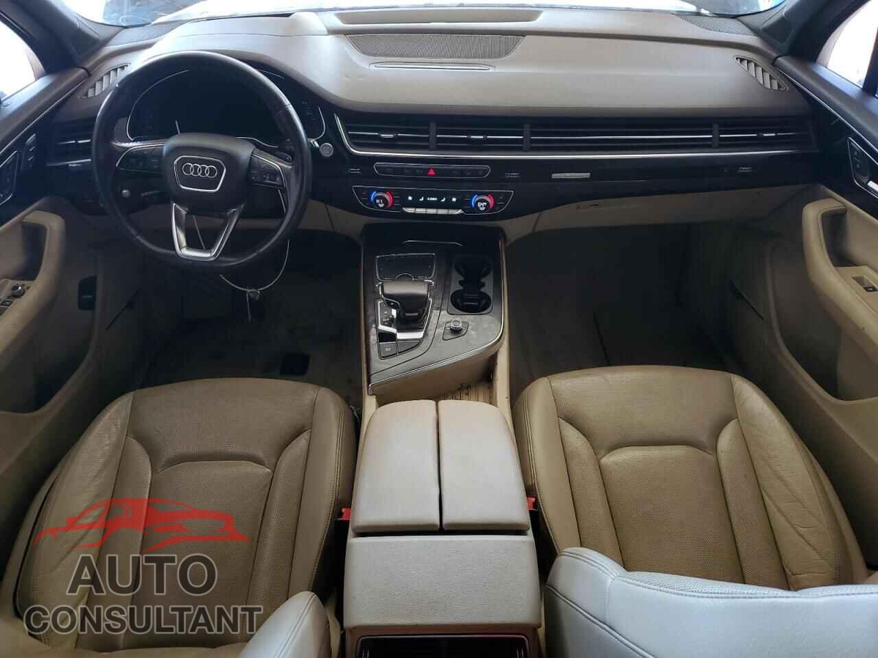 AUDI Q7 2018 - WA1VAAF70JD040967