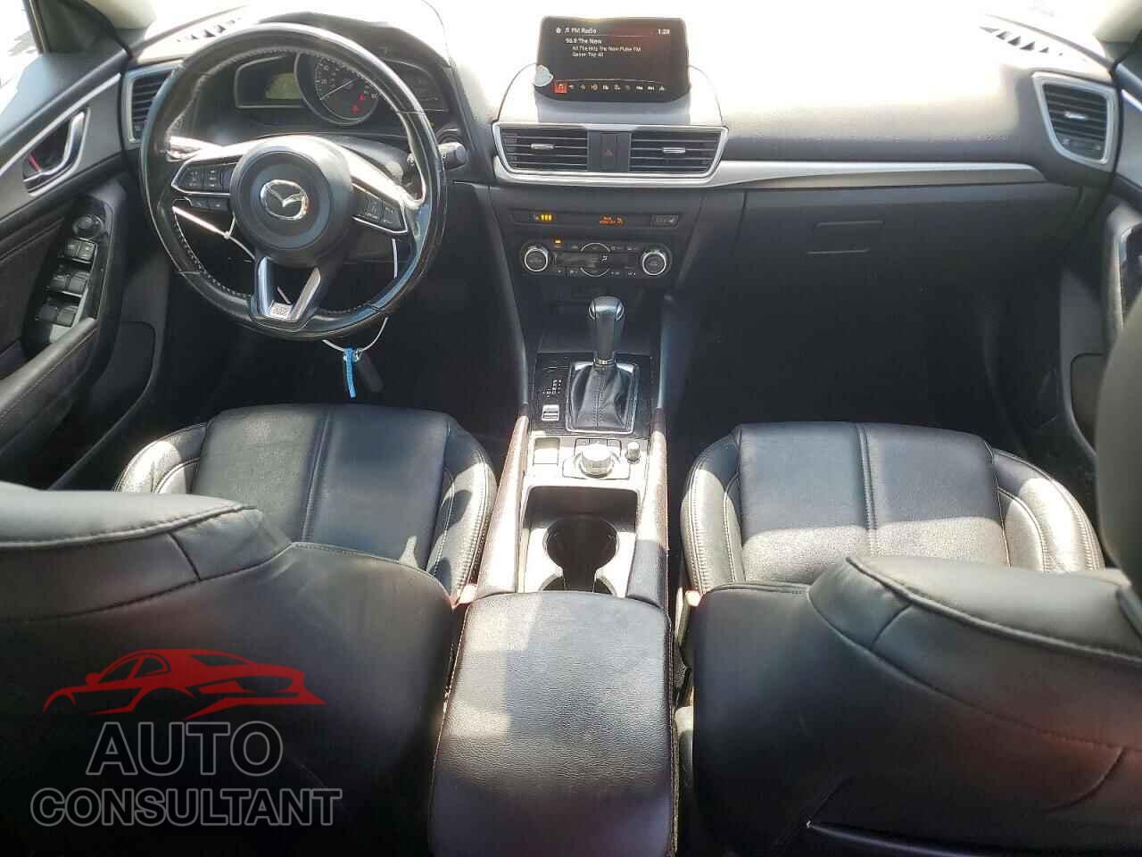 MAZDA 3 2017 - 3MZBN1L7XHM112884