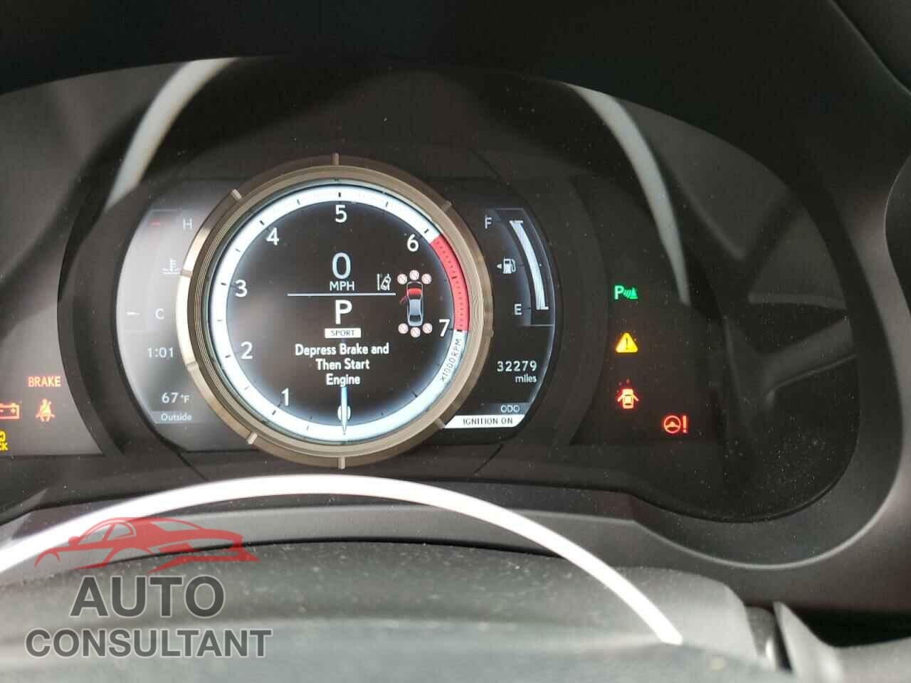 LEXUS IS 2018 - JTHBA1D28J5064555
